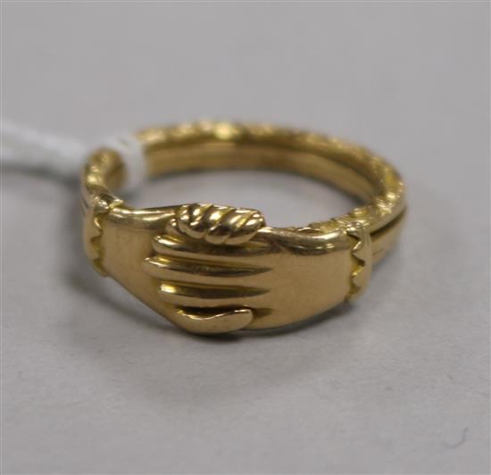 An antique yellow metal gimmel or fede ring, 6.1g